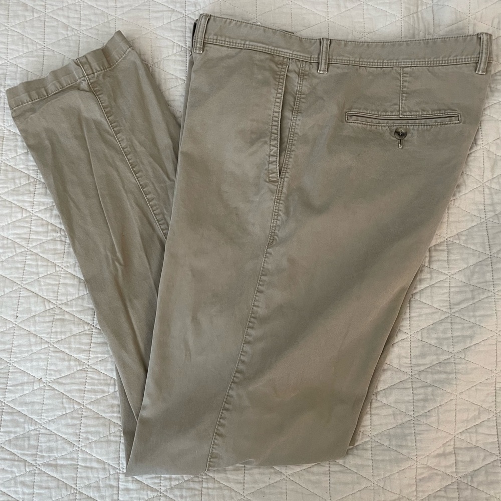 BOSS HUGO BOSS CRIGAN REGULAR FIT Flat Front Weathered Chino Pant in Khaki 36